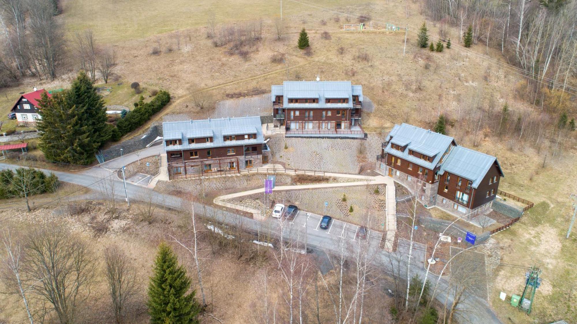 Apartman Andrasa V Krkonosich Se Saunou A Terasou Semily Exterior photo